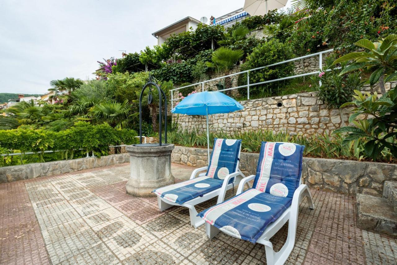 Apartments Mandica Rabac Exterior foto