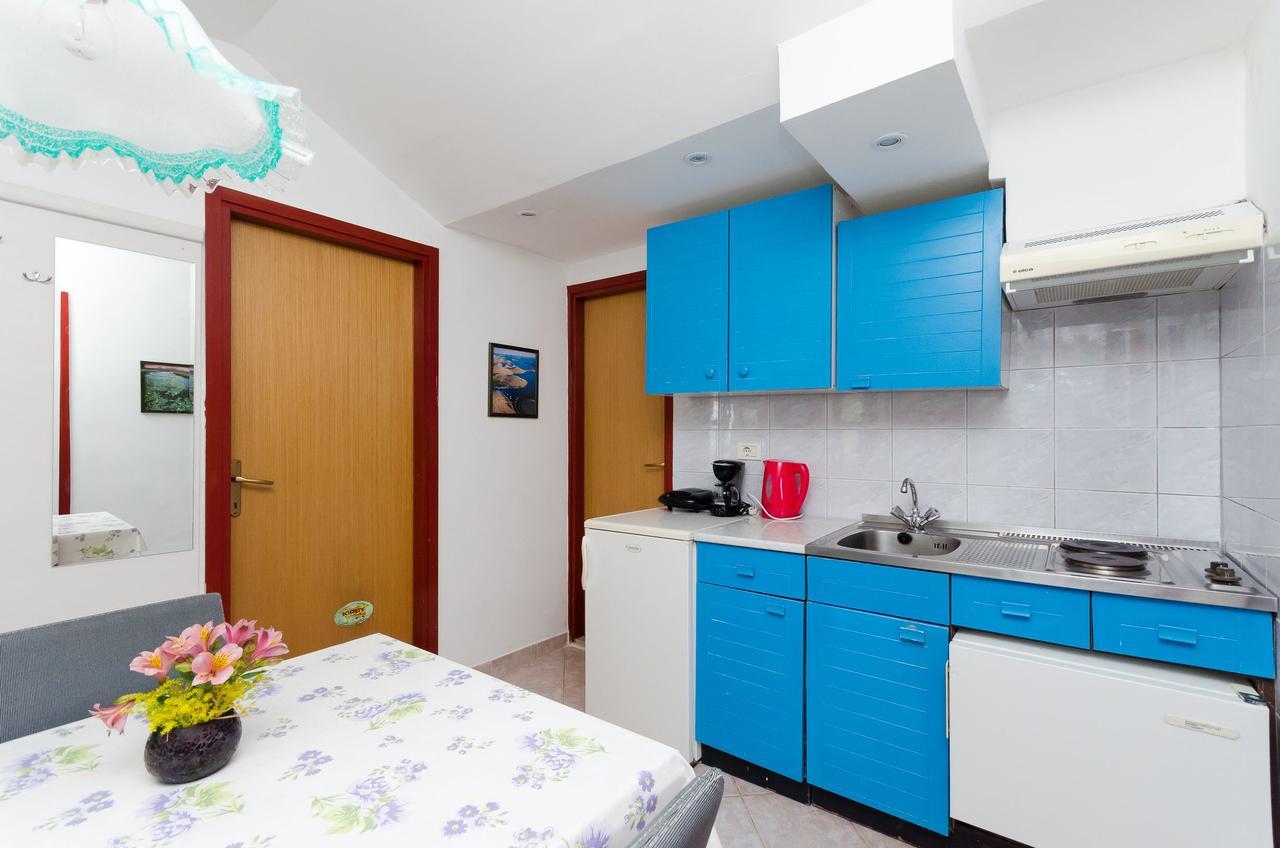 Apartments Mandica Rabac Exterior foto